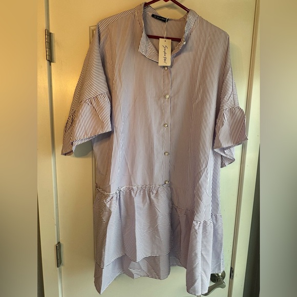 Simplee Apparel Tops - Simplee Plus NWT Purple and White Striped Blouse